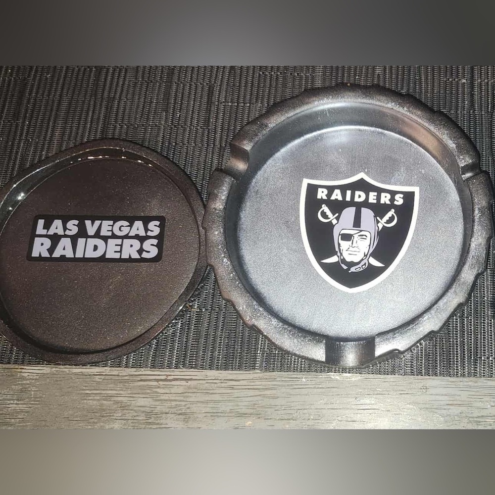 CUSTOMIZED HANDCRAFTED SPORTS TEAM ITEMS - Picture 10 of 11
